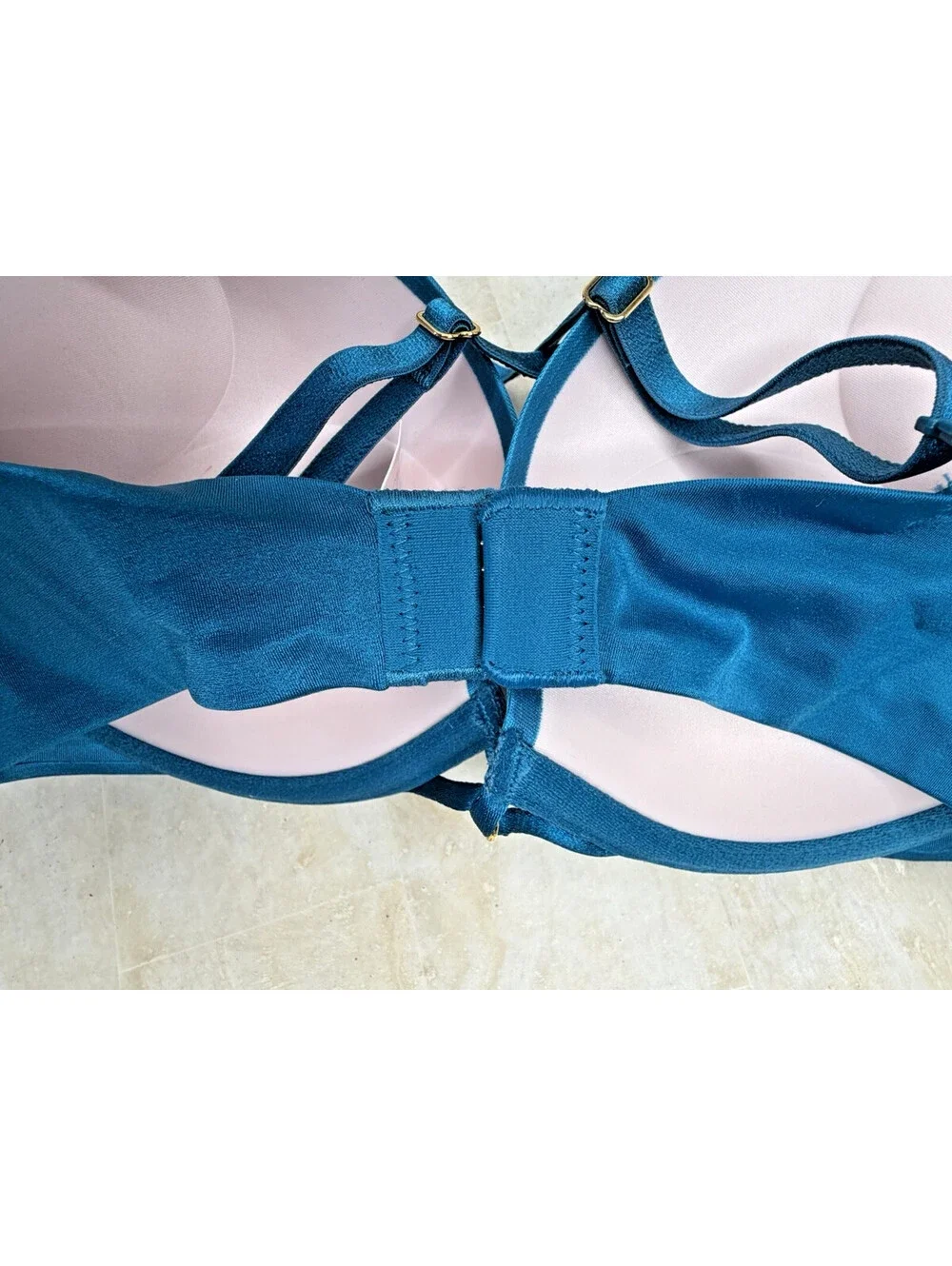 Victorias Secret Very Sexy Teal Straps Bra Set Size 32D NWT